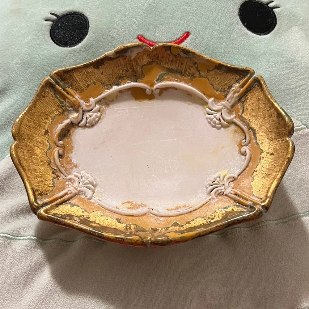 Laura Ashley Vintage Gold and Cream Vanity Tray soaps